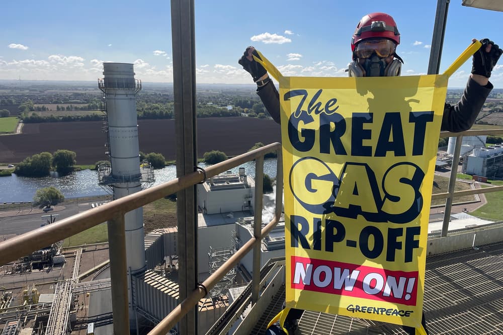Greenpeace Climbers Take a Stand Against Gas Prices at Nottinghamshire Power Station