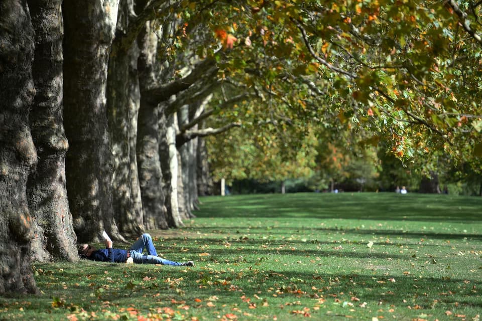 Londoners to Enjoy Sunshine as Autumn Sets In: A Bright Week Ahead