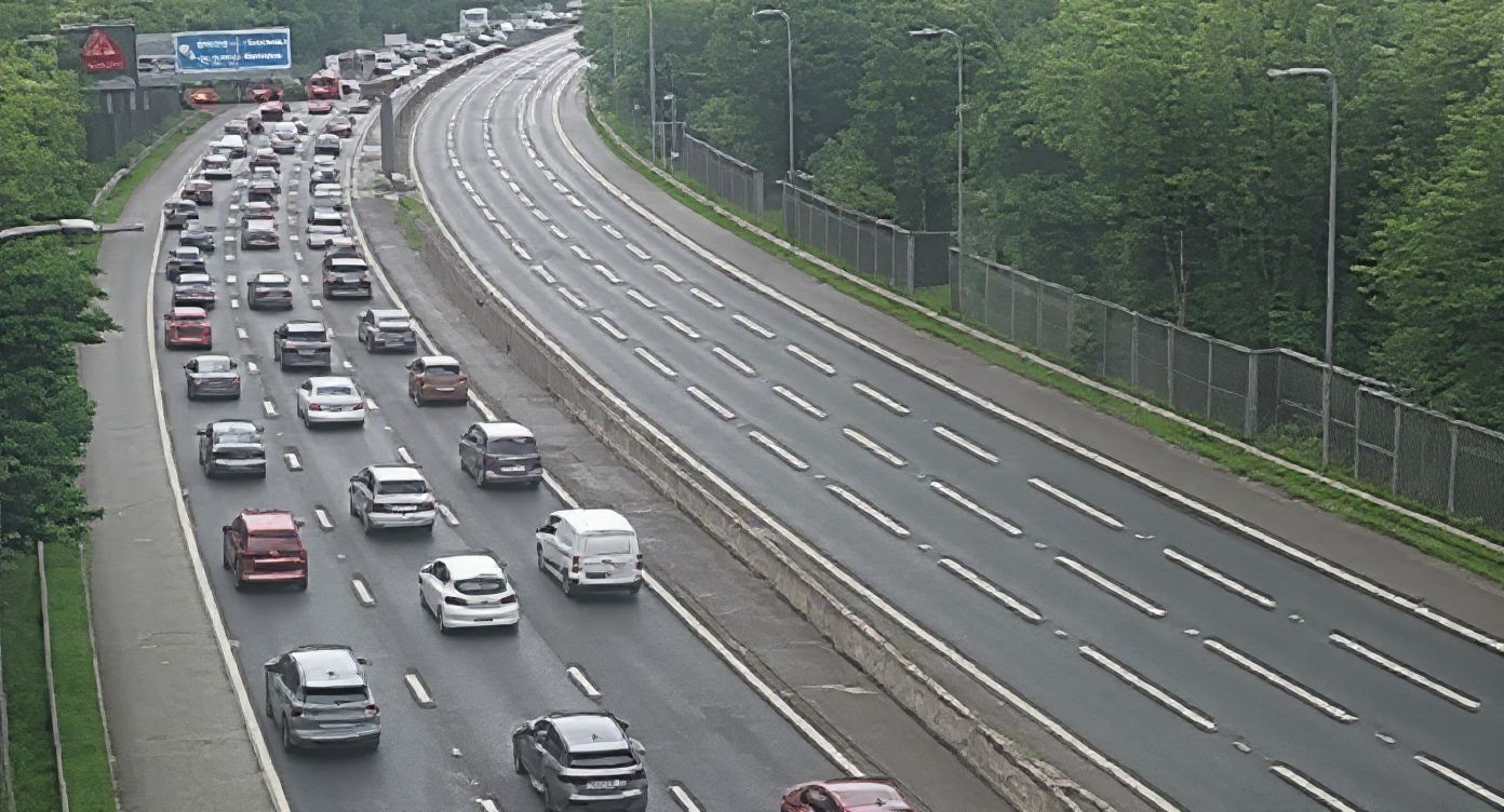 M60 Traffic Woes: Delays Abound After Crash, But Relief is on the Horizon!
